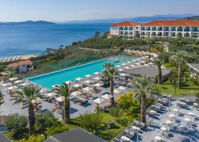 Akrathos Beach Hotel